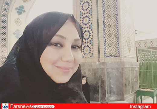 چادر سر کردن بهنوش بختیاری در حرم امام رضا(ع) + عکس چادر سر کردن بهنوش بختیاری در حرم امام رضا(ع) + عکس