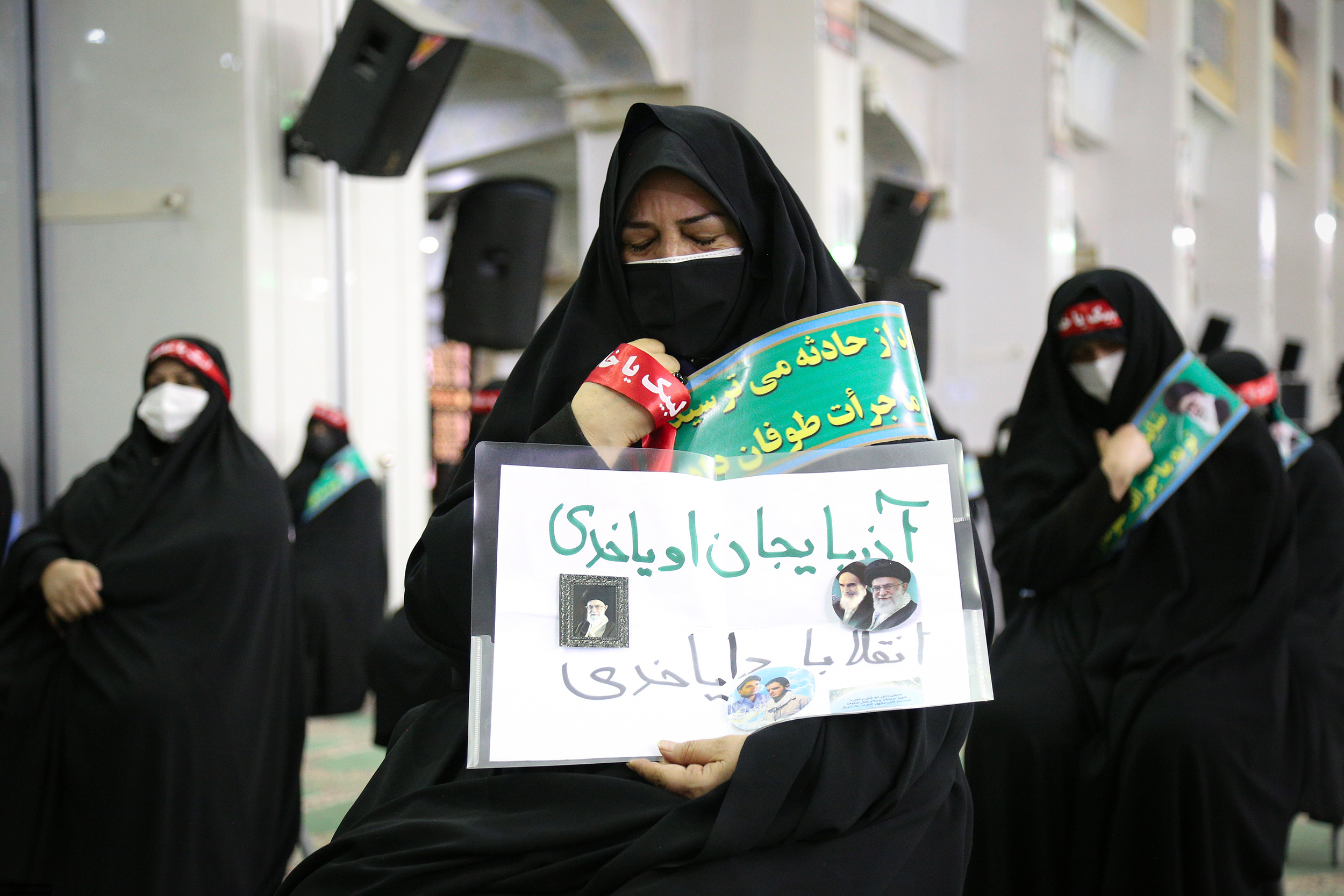 دیدار تصویری رهبر انقلاب با مردم آذربایجان شرقی ضرورت بهرهگیری از برکات ماه رجب