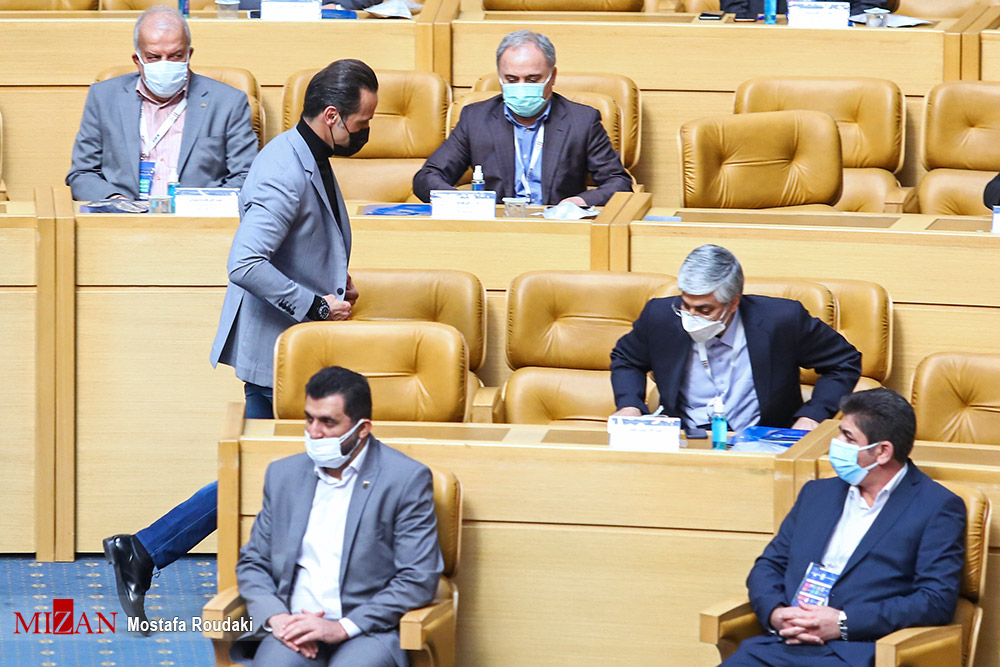 گزارش لحظه به لحظه از انتخابات فدراسیون فوتبال؛ گلایه بهاروند از انتقادها/ نظارت آنلاین فیفا بر انتخابات