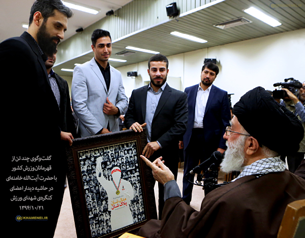 تصویری از گفتگوی چندتن از قهرمانان ورزش کشور با رهبر انقلاب تصویری از گفتگوی چندتن از قهرمانان ورزش کشور با رهبر انقلاب
