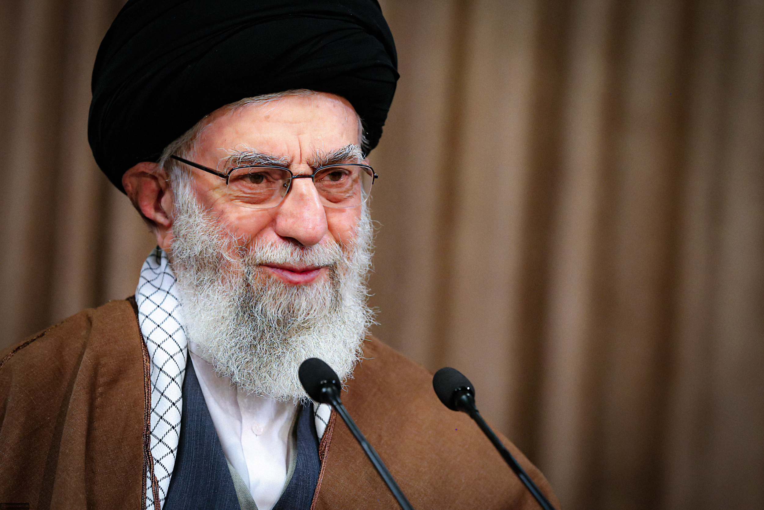 بصیرت؛ به معنای تیزبینی و شناختن راه درست بصیرت؛ به معنای تیزبینی و شناختن راه درست