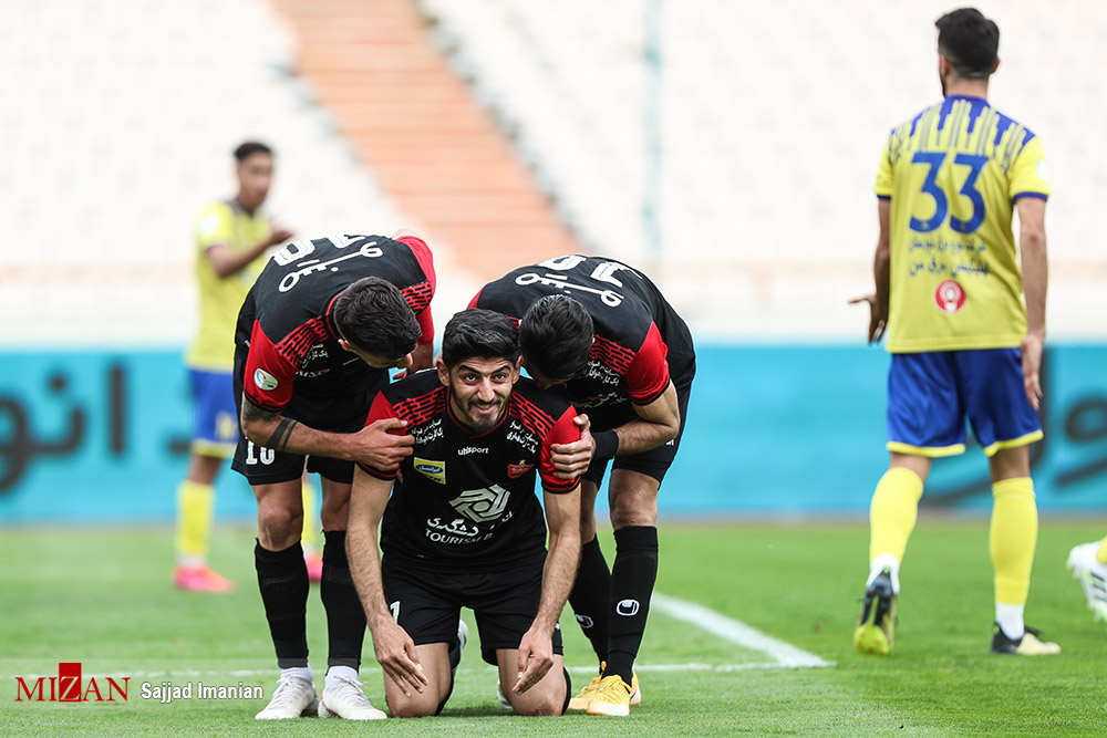 نتیجه زنده تا دقیقه ۴۷: پرسپولیس یک - نفت مسجد سلیمان صفر