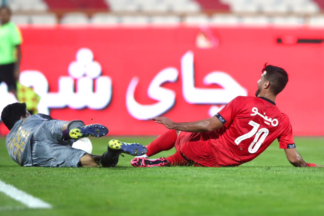 گزارش زنده| پرسپولیس یک - نساجی صفر گزارش زنده| پرسپولیس یک - نساجی صفر