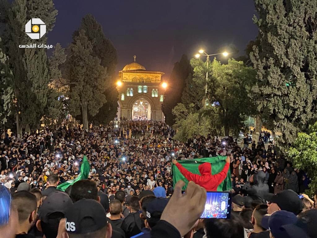 فیلم| شلیک راکت از نوار غزه به سمت اراضی اشغالی؛ خشونت صهیونیستها در قدس ادامه دارد فیلم| شلیک راکت از نوار غزه به سمت اراضی اشغالی؛ خشونت صهیونیستها در قدس ادامه دارد