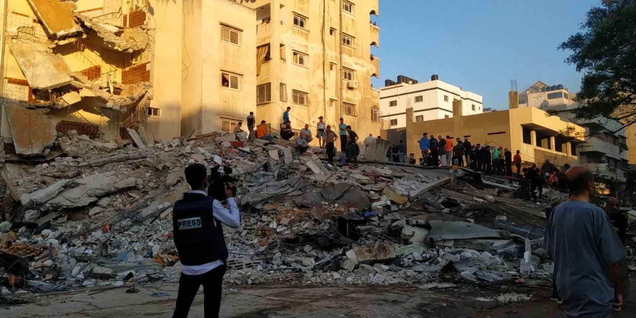 فیلم| محکومیت گسترده جنایات رژیم صهیونیستی؛ مقاومت فلسطین بار دیگر تل آویو را موشک باران کرد فیلم| محکومیت گسترده جنایات رژیم صهیونیستی؛ مقاومت فلسطین بار دیگر تل آویو را موشک باران کرد