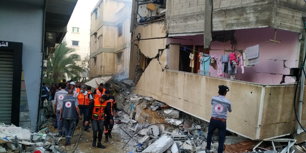 فیلم| محکومیت گسترده جنایات رژیم صهیونیستی؛ مقاومت فلسطین بار دیگر تل آویو را موشک باران کرد فیلم| محکومیت گسترده جنایات رژیم صهیونیستی؛ مقاومت فلسطین بار دیگر تل آویو را موشک باران کرد