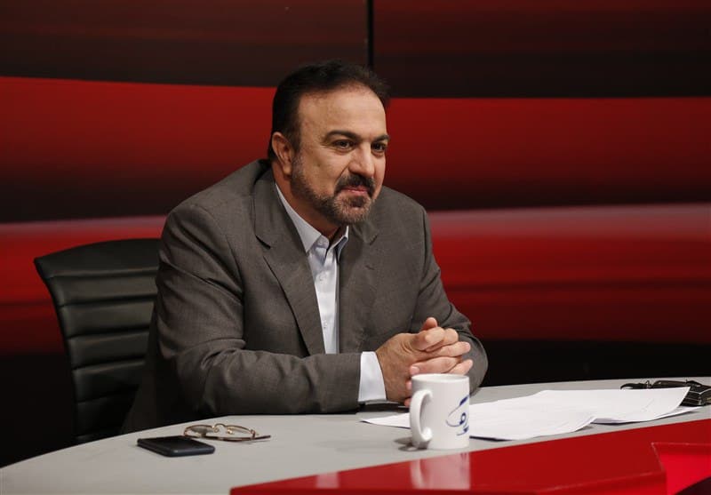زاکانی:حاشیه درست کردند که دو همسر دارم! شرم نمی‌کنند؟ / جلیلی: هشت سال مثل یک دولت در میدان به دنبال حل مسائل بودیم/همتی: اولین دغدغه مردم کشور معیشت است