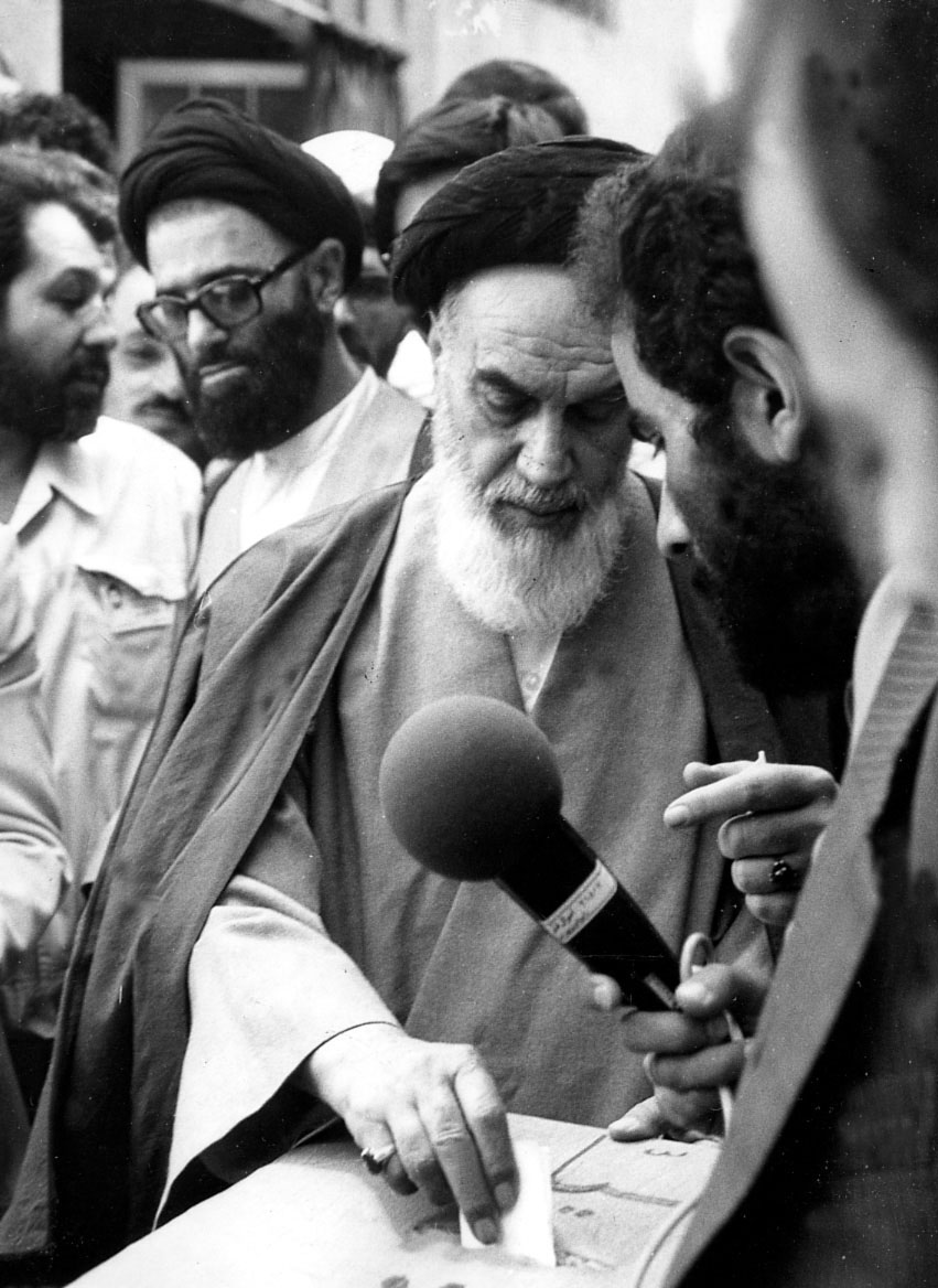 «شهید رجایی»؛ مردی که زندگی‌اش بهترین شعار و تبلیغات بود