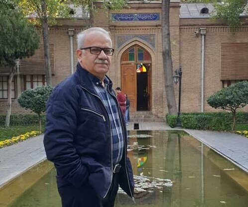 برف بی صدا بدون نویسنده میبارد برف بی صدا بدون نویسنده میبارد