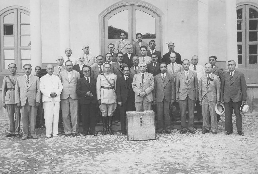 115 سال انتخابات در ایران در قاب دوربین 115 سال انتخابات در ایران در قاب دوربین