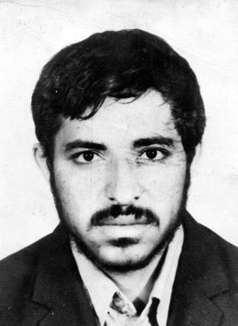 انتخابات در سنگر و تبلیغ کاندیداها با بلندگو بوقی انتخابات در سنگر و تبلیغ کاندیداها با بلندگو بوقی