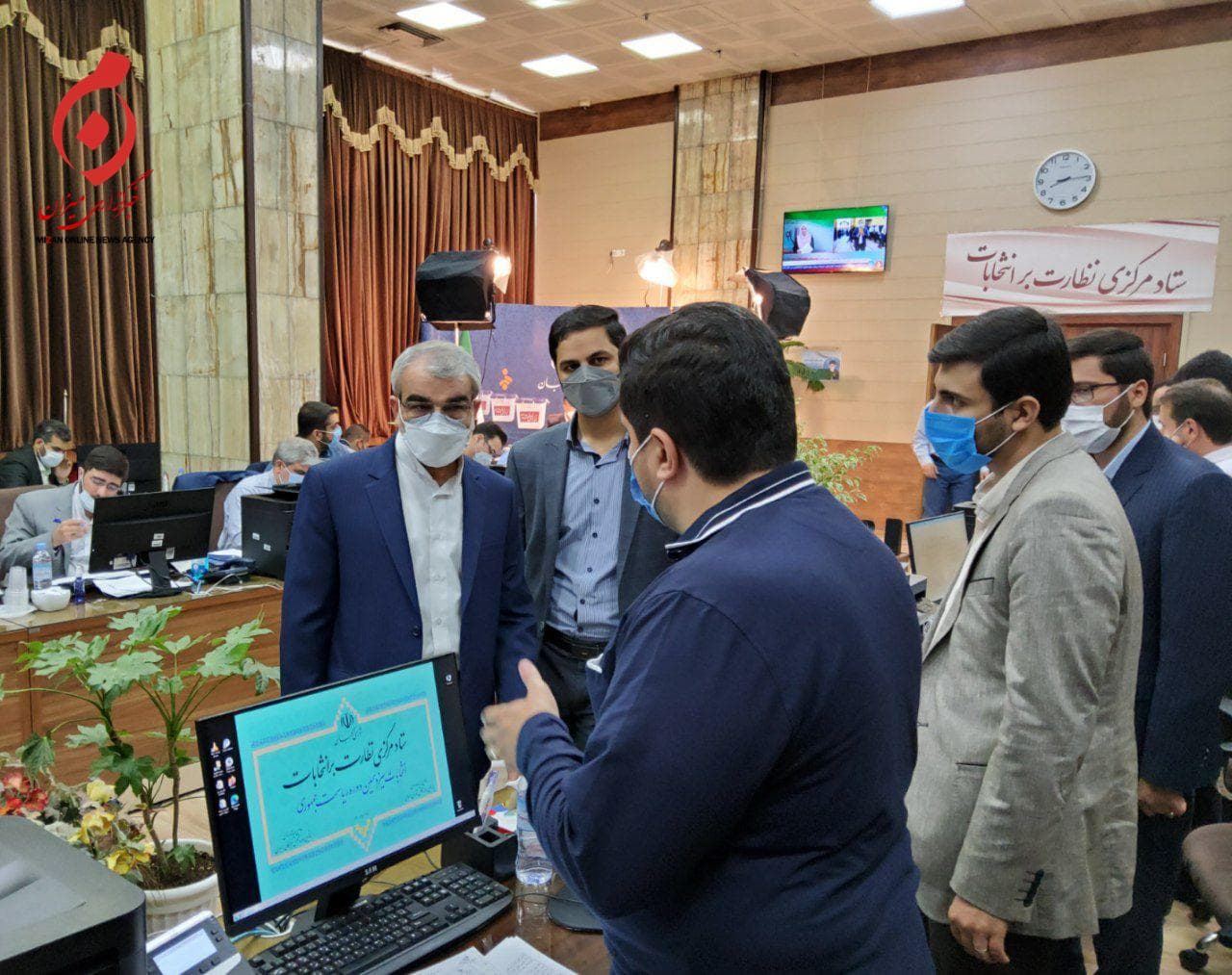آغاز انتخابات چهارگانه ۱۴۰۰/ رهبر انقلاب رأی خود را به صندق انداختند/ صف‌های طولانی در دقایق ابتدایی رأی‌گیری + تصاویر، فیلم و حاشیه‌ها