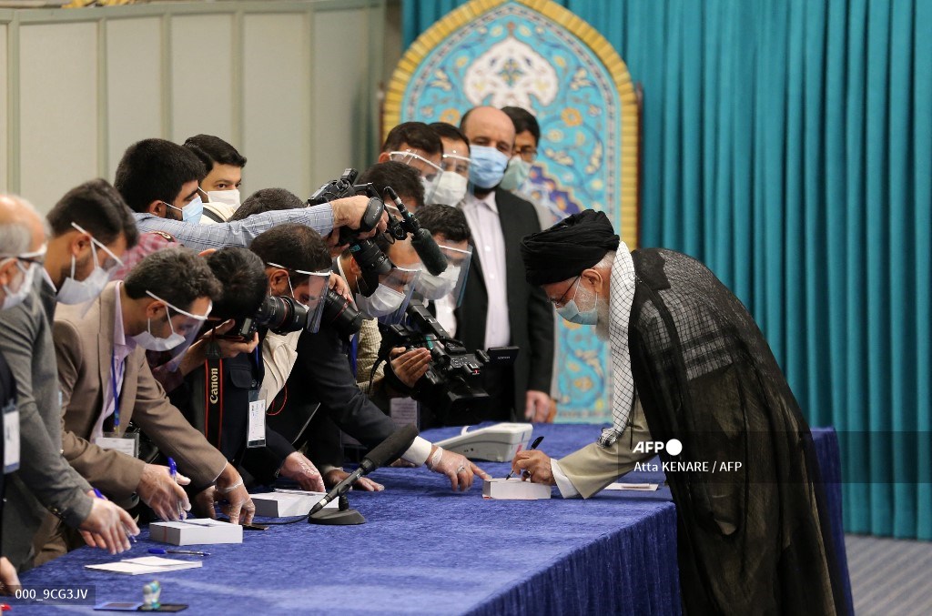 گزارش تصویری خبرگزاری فرانسه از انتخابات ایران گزارش تصویری خبرگزاری فرانسه از انتخابات ایران