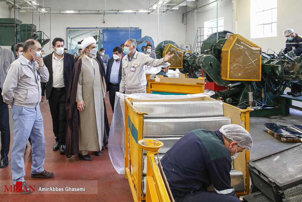 بازدید رئیس مرکز توسعه حل اختلاف از کارخانه روغن مارگارین بازدید رئیس مرکز توسعه حل اختلاف از کارخانه روغن مارگارین