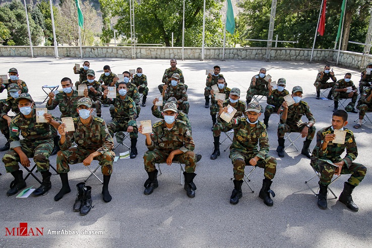 مشارکت ۷۸ درصدی خانواده بزرگ ارتش در انتخابات مشارکت ۷۸ درصدی خانواده بزرگ ارتش در انتخابات