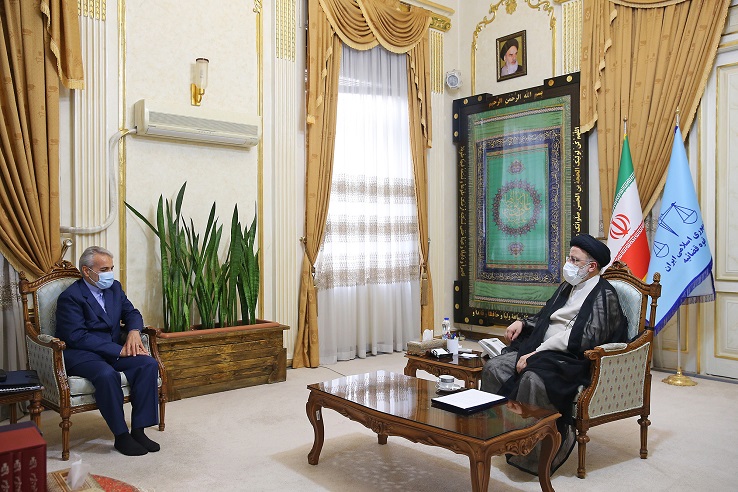 دیدار رئیس سازمان برنامه و بودجه با رئیس جمهور منتخب دیدار وزرای دفاع، ارتباطات و جهاد و روسای سازمان برنامه و بانک مرکزی با رئیس جمهور منتخب