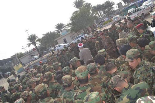 حضور مفتی اهل سنت عراق در جمع رزمندگان حشدالشعبی + تصاویر حضور مفتی اهل سنت عراق در جمع رزمندگان حشدالشعبی + تصاویر