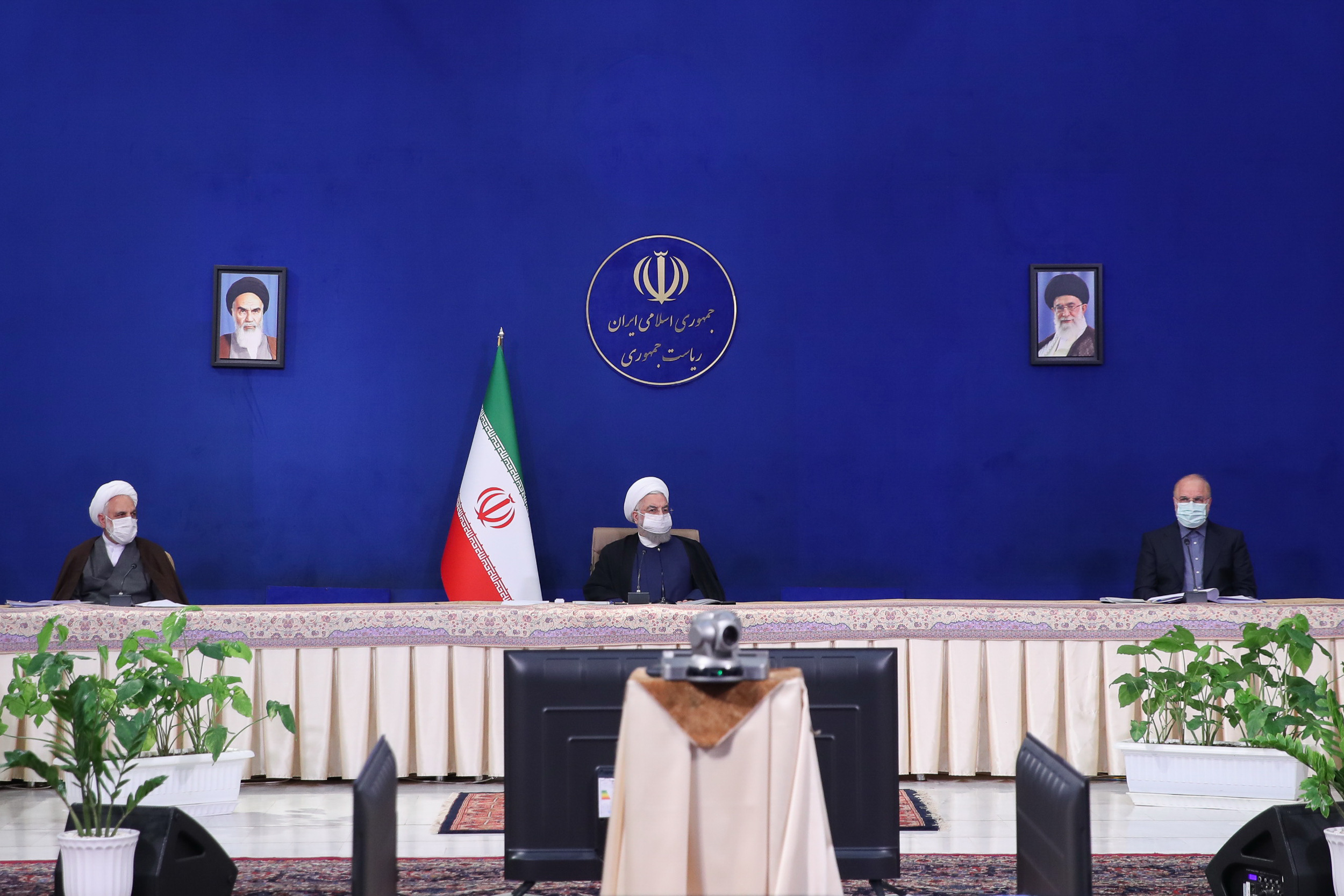 نشست شورای عالی انقلاب فرهنگی با حضور سران قوا نشست شورای عالی انقلاب فرهنگی با حضور سران قوا