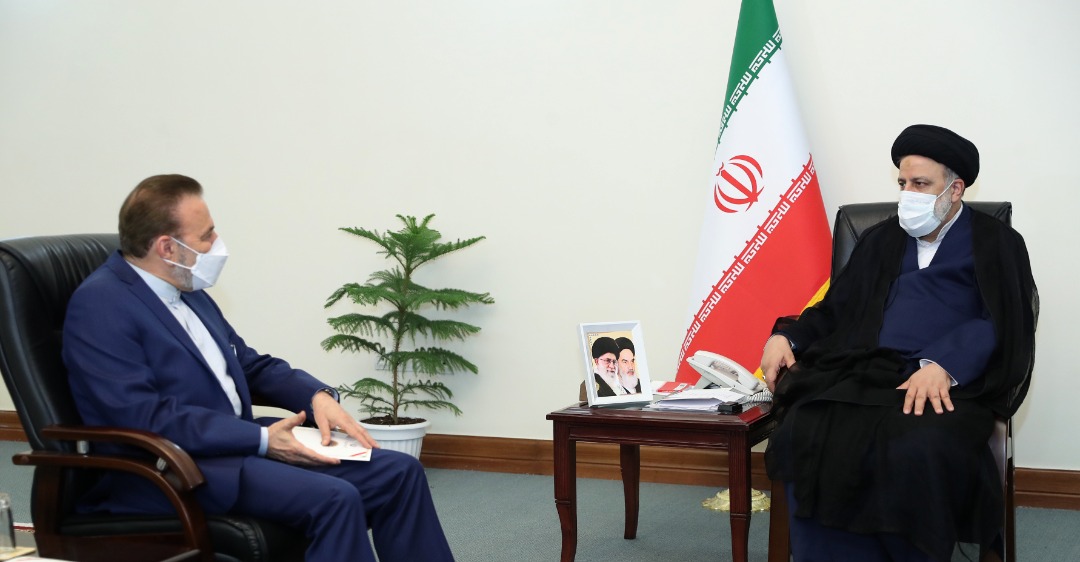 دیدار رئیس دفتر رئیس جمهور با آیتالله رئیسی دیدار دبیر شورای عالی انقلاب فرهنگی و رئیس دفتر رئیس جمهور با آیتالله رئیسی