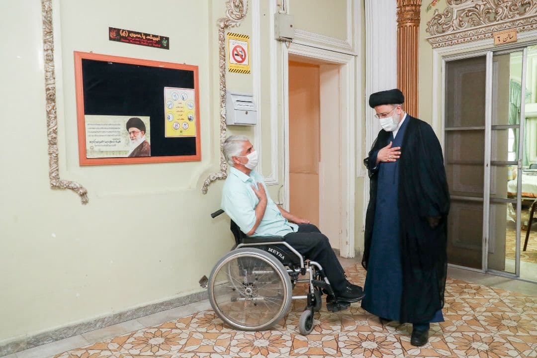 حضور سرزده رئیس جمهور منتخب در آسایشگاه جانبازان امام خمینی (ره)