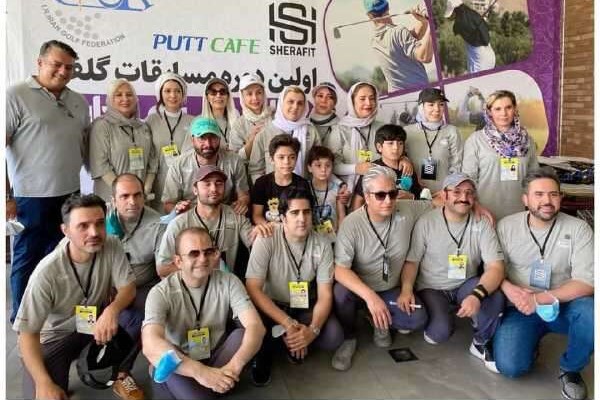رفتار متناقض سلبریتینماها؛ از برپایی دورهمیهای خصوصی تا آه و ناله در فضای مجازی رفتار متناقض سلبریتینماها؛ از برپایی دورهمیهای خصوصی تا آه و ناله در فضای مجازی