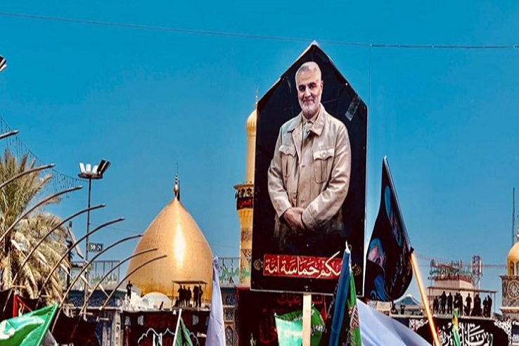 تصاویری از «شهید سلیمانی» در کربلا همزمان با عزاداری عاشورا تصاویری از «شهید سلیمانی» در کربلا همزمان با عزاداری عاشورا