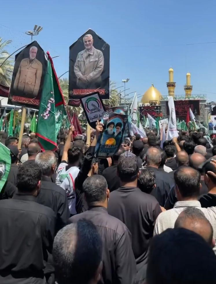 تصاویری از «شهید سلیمانی» در کربلا همزمان با عزاداری عاشورا تصاویری از «شهید سلیمانی» در کربلا همزمان با عزاداری عاشورا