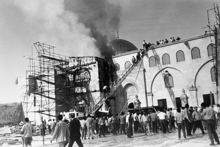 فیلم| هشدار مقاومت فلسطین به رژیم صهیونیستی در سالروز آتش سوزی مسجدالاقصی فیلم| هشدار مقاومت فلسطین به رژیم صهیونیستی در سالروز آتش سوزی مسجدالاقصی