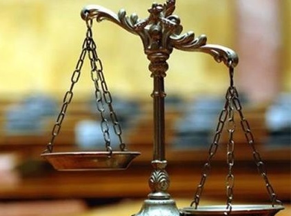 تشخیص سیاسی بودن اتهام، بر عهده دادسرا یا دادگاه بررسی کننده پرونده است
