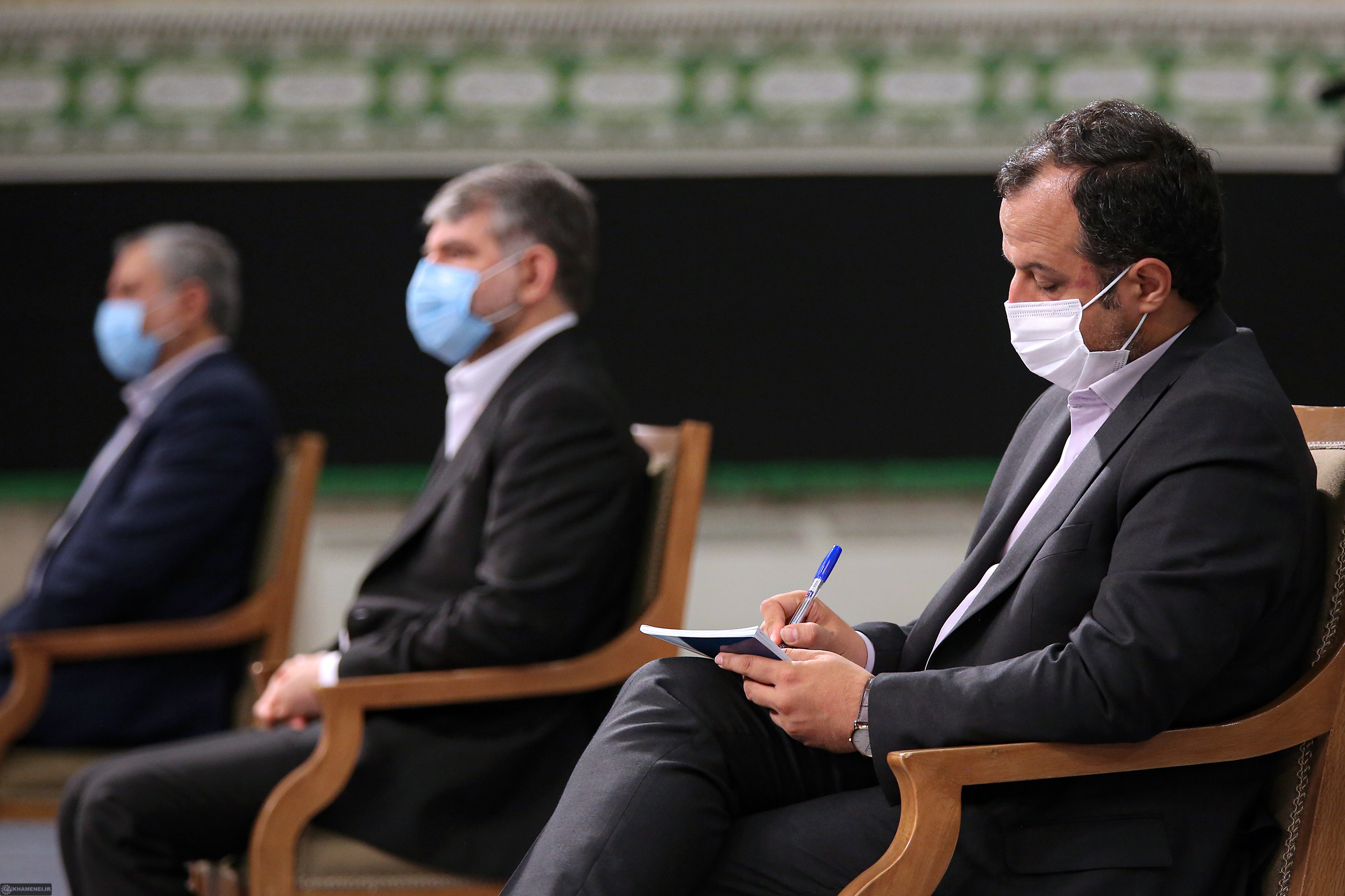 دیدار رئیس جمهور و اعضای هیئت دولت با رهبر انقلاب اگر چه زمان خدمت شهیدان رجایی و باهنر کوتاه بود لکن نشان دادند روششان اسلامی و مجاهدتآمیز بود
