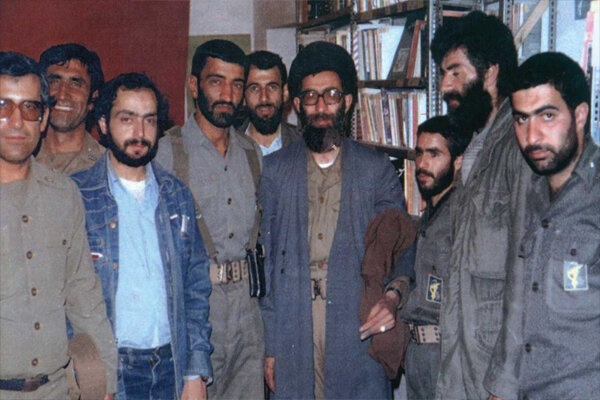 گردانهای انصار، حمزه، مقداد، مالک و کميل در خط حمله گردانهای انصار، حمزه، مقداد، مالک و کميل در خط حمله
