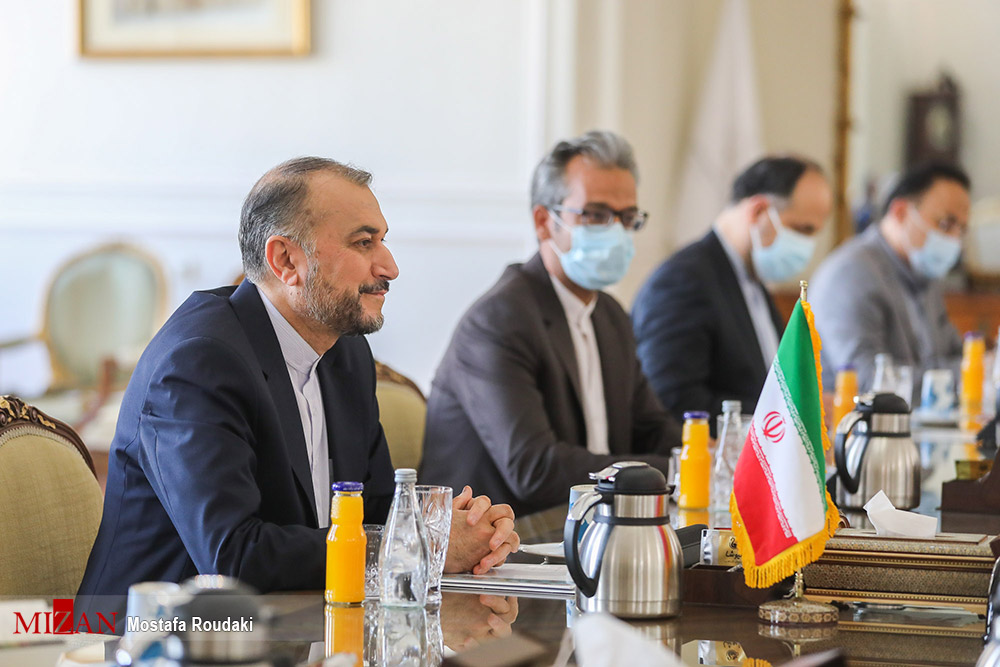 توسعه همکاریهای پارلمانی ایران و سوئیس/ اقدامات متناسب ایران با میزان عمل طرفهای مقابل در برجام توسعه همکاریهای پارلمانی ایران و سوئیس/ اقدامات متناسب ایران با میزان عمل طرفهای مقابل در برجام