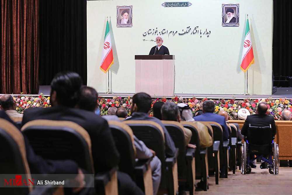 مسائل استان خوزستان را باید به طور ویژه و ملی مورد تجزیه و تحلیل قرار داد/ تاکید رئیس دستگاه قضا بر پرهیز از صدور احکام قضایی محدودیتزا برای تولیدکنندگان تا حد امکان/ آمادگی قوه قضاییه برای برگزاری جلسات تخصصی پروندههای اقتصادی و کثیرالشاکی/ راهکار عدلیه برای رسیدگی به پروندههای اقتصادی و صنعتی مسائل استان خوزستان را باید به طور ویژه و ملی مورد تجزیه و تحلیل قرار داد/ تاکید رئیس دستگاه قضا بر پرهیز از صدور احکام قضایی محدودیتزا برای تولیدکنندگان تا حد امکان/ آمادگی قوه قضاییه برای برگزاری جلسات تخصصی پروندههای اقتصادی و کثیرالشاکی/ راهکار عدلیه برای رسیدگی به پروندههای اقتصادی و صنعتی