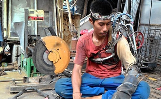 مرد آهنی + تصاویر مرد آهنی + تصاویر