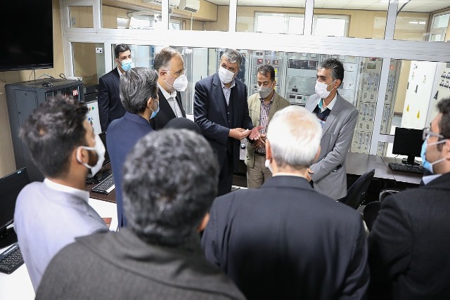 رئیس سازمان انرژی اتمی: توسعه شتابگرها از اولویتهای اصلی سازمان انرژی اتمی است رئیس سازمان انرژی اتمی: توسعه شتابگرها از اولویتهای اصلی سازمان انرژی اتمی است