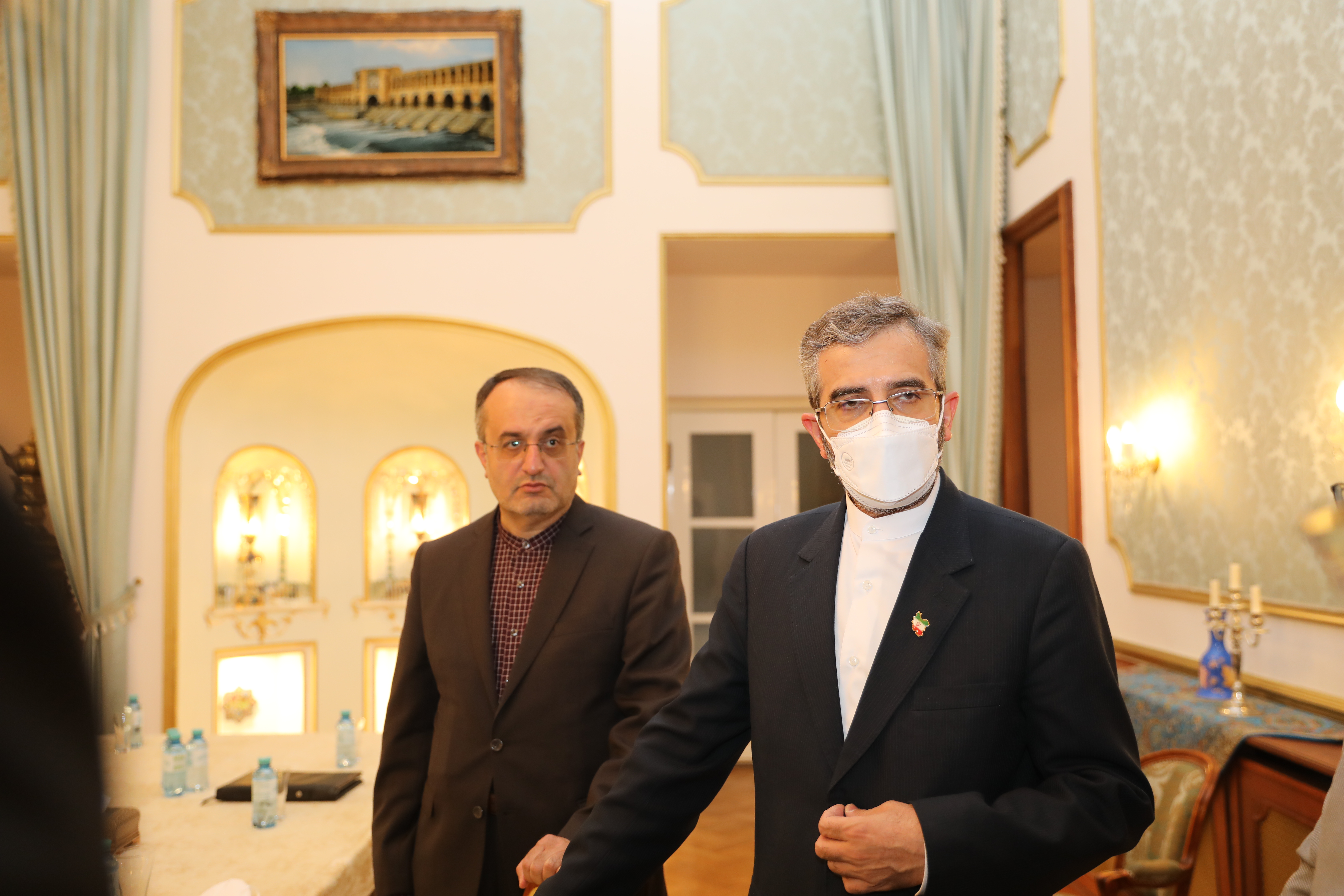 دیدار باقری با مورا دیدار باقری با مورا