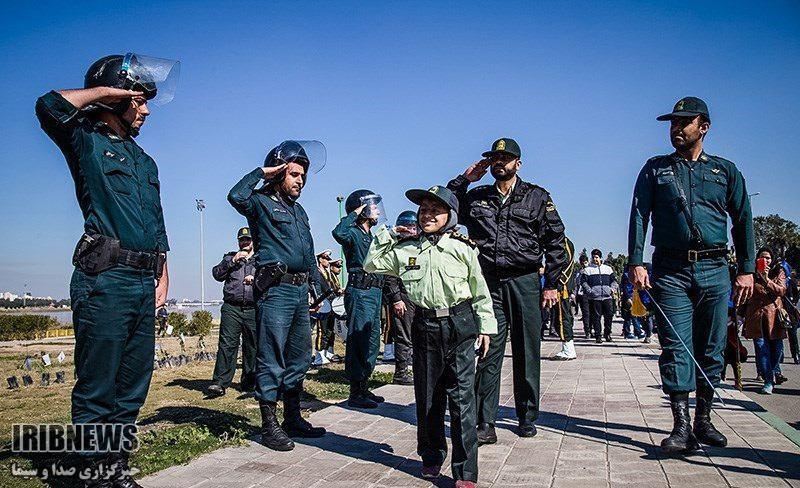 نشان پلیس خوزستان به نوجوان سرطانی