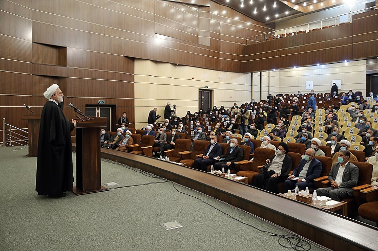 آمار ورود ۱۵ میلیون پرونده به دستگاه قضا نادرست است/ این آمار ناظر بر تعداد گردش پروندهها در واحدها و مراجع مختلف قضایی است و به منزله میزان پروندههای ورودی به دستگاه قضایی نیست/ اقشار مختلف مردمی و نخبگان حوزههای مختلف میتوانند در محیطهای کاری و اجتماعی خود منادی صلح و سازش و رفع تخاصمات و گرفتاریها باشند آمار ورود ۱۵ میلیون پرونده به دستگاه قضا نادرست است/ این آمار ناظر بر تعداد گردش پروندهها در واحدها و مراجع مختلف قضایی است و به منزله میزان پروندههای ورودی به دستگاه قضایی نیست/ اقشار مختلف مردمی و نخبگان حوزههای مختلف میتوانند در محیطهای کاری و اجتماعی خود منادی صلح و سازش و رفع تخاصمات و گرفتاریها باشند