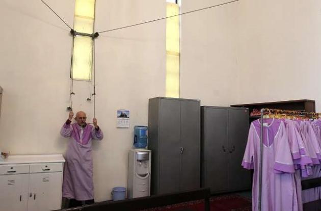 نواختن ناقوس کلیسا در سالروز ورود امام به میهن +تصاویر نواختن ناقوس کلیسا در سالروز ورود امام به میهن +تصاویر