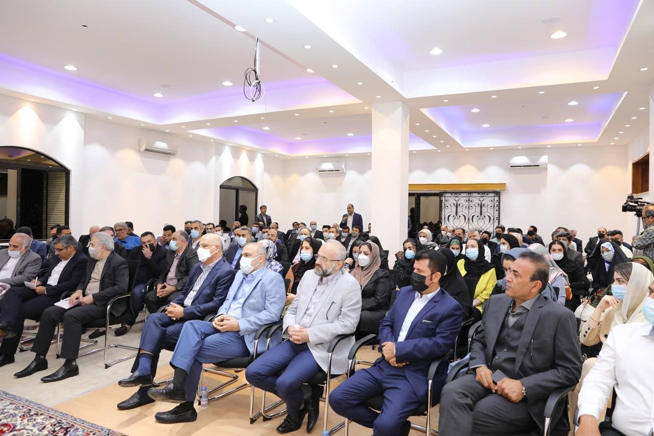 نشست هم اندیشی امیر عبداللهیان با ایرانیان مقیم مسقط نشست هم اندیشی امیر عبداللهیان با ایرانیان مقیم مسقط