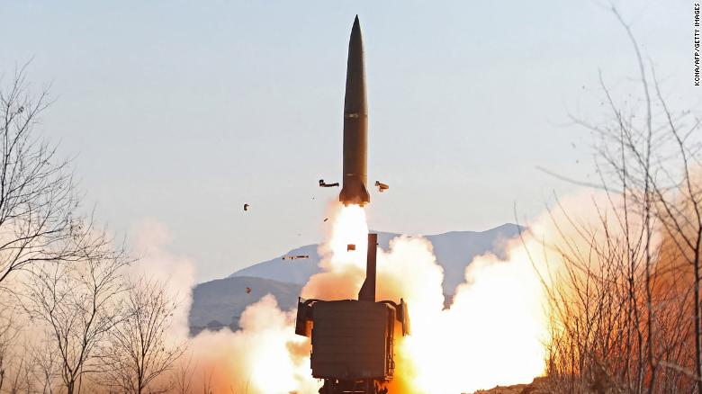 کره شمالی ۲ فروند موشک بالستیک آزمایش کرد