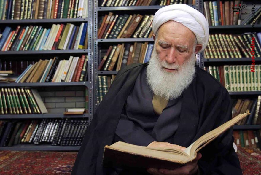 ماجرای یک رؤیای صادقه درباره آینده رهبری/ بین علمای اسلام کسی را به جامعیت آقا نداریم.