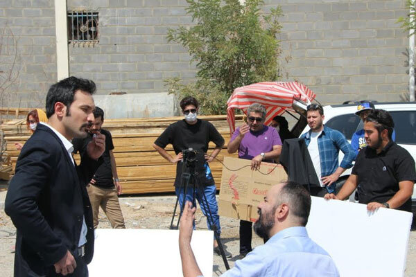 «چسب» به تدوین رسید/ حمایت از تولید کنندگان ایرانی «چسب» به تدوین رسید/ حمایت از تولید کنندگان ایرانی