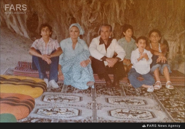 عکس های منتشر نشده شاه و خاندان پهلوی در کیش عکس های منتشر نشده شاه و خاندان پهلوی در کیش
