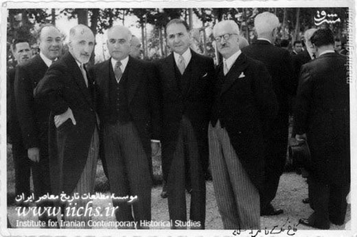 آخوندی که وزیر پهلوی شد + عکس