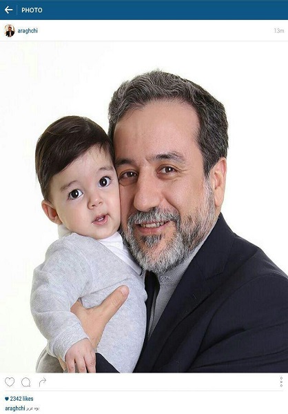 عراقچی و نوه اش + عکس عراقچی و نوه اش + عکس