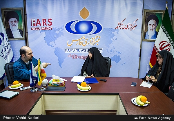 افزایش قیمت دلار اهرم دولت برای جبران کسری است/ دفن سیبزمینی از سوی دولت تدبیر کار سخیفی بود/ برای حوزه زنان برنامه ویژهای داریم افزایش قیمت دلار اهرم دولت برای جبران کسری است/ دفن سیبزمینی از سوی دولت تدبیر کار سخیفی بود/ برای حوزه زنان برنامه ویژهای داریم