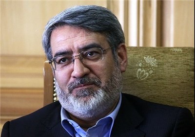 هیچکس حق ندارد برای رسیدن به مجلس از مسیر نامقدس بهره گیرد