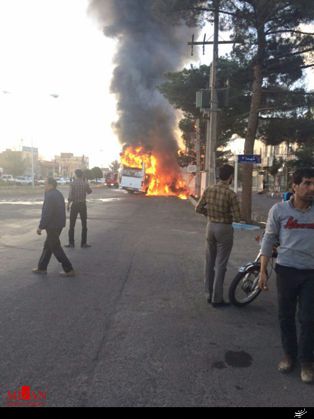 انفجار اتوبوس مسافربری در گناباد + تصاویر لحظه انفجار