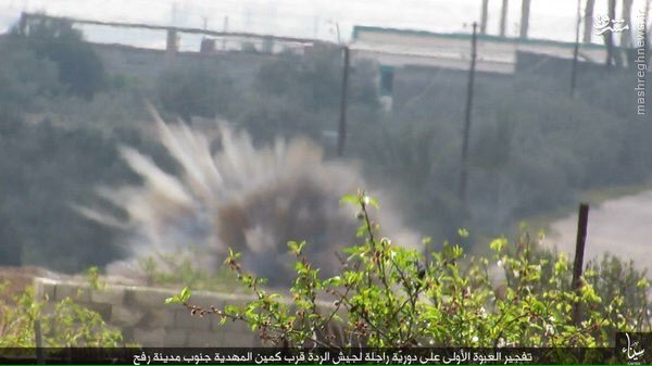 انهدام گشتی مصری در حمله داعش +عکس انهدام گشتی مصری در حمله داعش +عکس